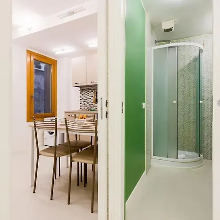 San Felice Modern Apartamento