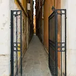 Appartement San Felice Modern By Sarlux Venise